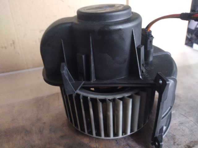 bontott VW TOUAREG Fűtőmotor (Klímás)