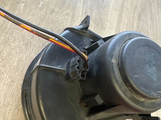 bontott VW TOUAREG Fűtőmotor (Klímás)