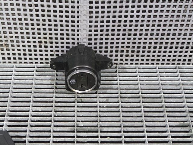 bontott VW TOUAREG Gyújtáskapcsoló