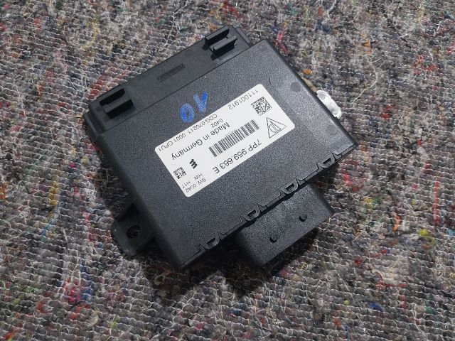 bontott VW TOUAREG Gyújtó Elektronika