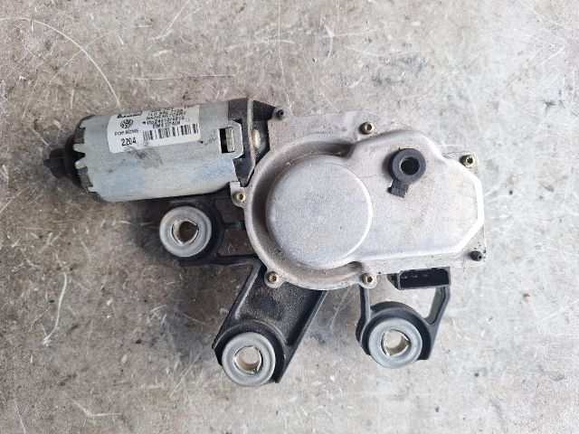 bontott VW TOUAREG Hátsó Ablaktörlő Motor