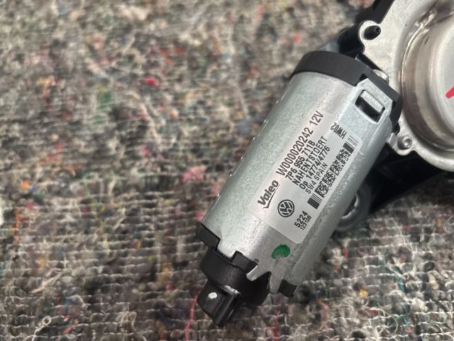 bontott VW TOUAREG Hátsó Ablaktörlő Motor