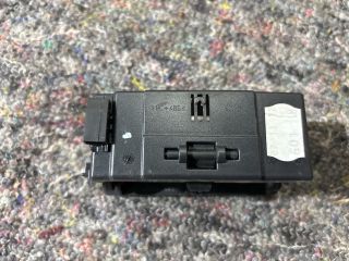 bontott VW TOUAREG Hátsó Hamutartó