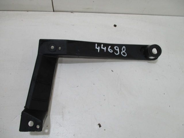 bontott VW TOUAREG Hátsó középső Lökhárító Tartó (Műanyag)