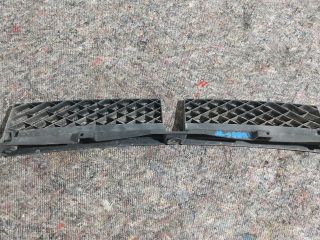 bontott VW TOUAREG Hátsó középső Lökhárító Tartó (Műanyag)