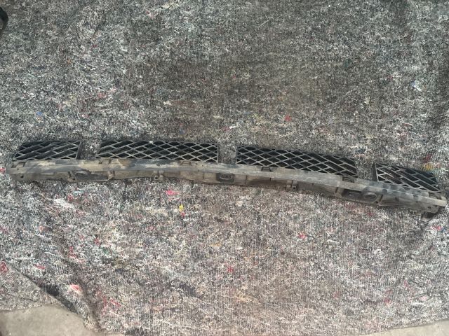 bontott VW TOUAREG Hátsó középső Lökhárító Tartó (Műanyag)