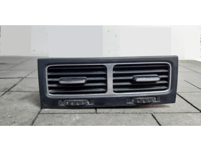 bontott VW TOUAREG Hátsó középső Szellőző