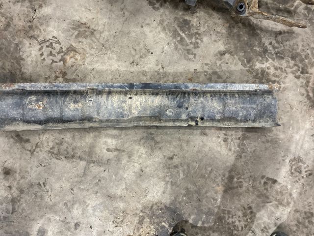 bontott VW TOUAREG Hátsó Lökhárító Alsó (Műanyag)