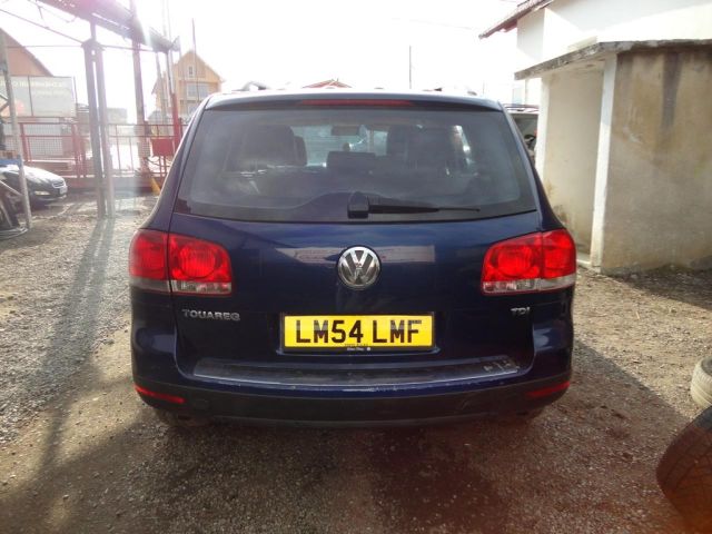 bontott VW TOUAREG Hátsó Lökhárító (Üresen)