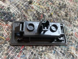 bontott VW TOUAREG Hátsó Rendszámtábla Világítás