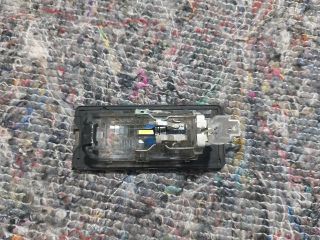 bontott VW TOUAREG Hátsó Rendszámtábla Világítás