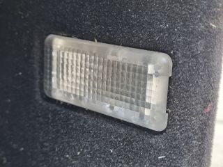 bontott VW TOUAREG Hátsó Tároló Rekesz