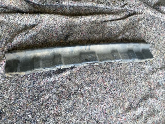 bontott VW TOUAREG Hátsó Ütközéscsillapító