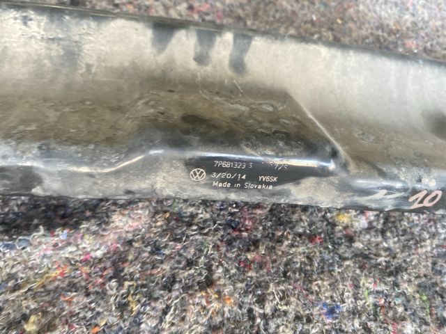 bontott VW TOUAREG Hátsó Ütközéscsillapító