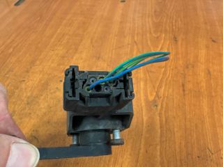 bontott VW TOUAREG Hátsó Xenon Szintszabályzó Jeladó