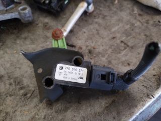 bontott VW TOUAREG Hátsó Xenon Szintszabályzó Jeladó