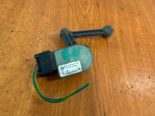 bontott VW TOUAREG Hátsó Xenon Szintszabályzó Jeladó