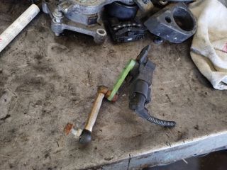 bontott VW TOUAREG Hátsó Xenon Szintszabályzó Jeladó