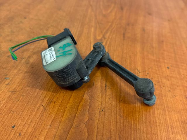 bontott VW TOUAREG Hátsó Xenon Szintszabályzó Jeladó