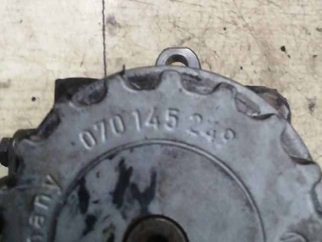 bontott VW TOUAREG Hidraulika Szivattyú