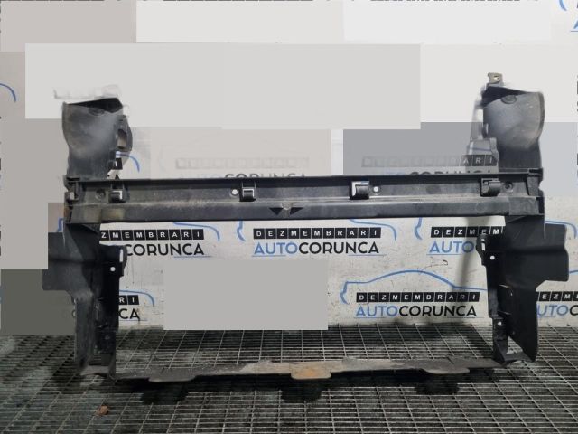 bontott VW TOUAREG Hűtő Légterelő