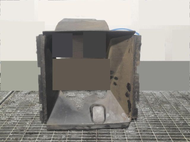 bontott VW TOUAREG Hűtő Légterelő