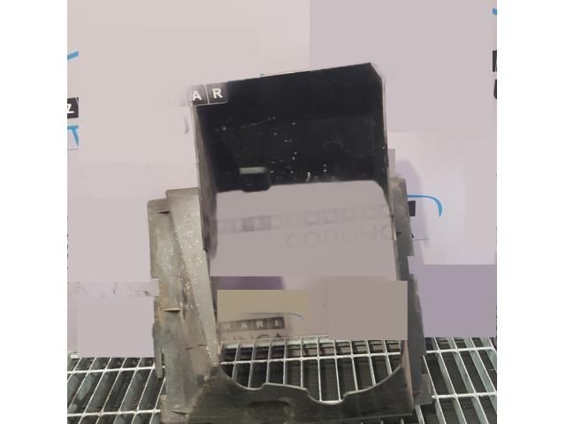 bontott VW TOUAREG Hűtő Légterelő