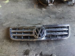 bontott VW TOUAREG Hűtőrács