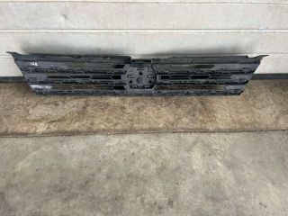 bontott VW TOUAREG Hűtőrács