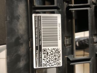 bontott VW TOUAREG Hűtőrács