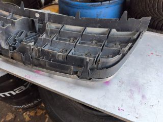 bontott VW TOUAREG Hűtőrács