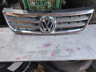 bontott VW TOUAREG Hűtőrács