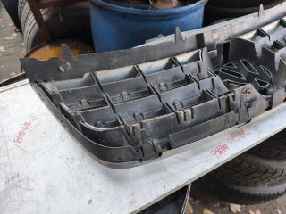 bontott VW TOUAREG Hűtőrács