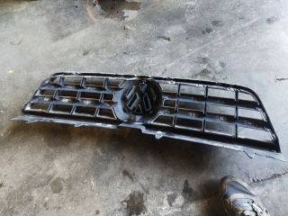 bontott VW TOUAREG Hűtőrács