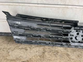 bontott VW TOUAREG Hűtőrács