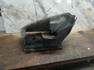 bontott VW TOUAREG Intercooler Légterelő