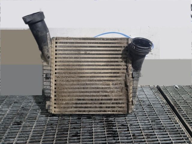 bontott VW TOUAREG Intercooler