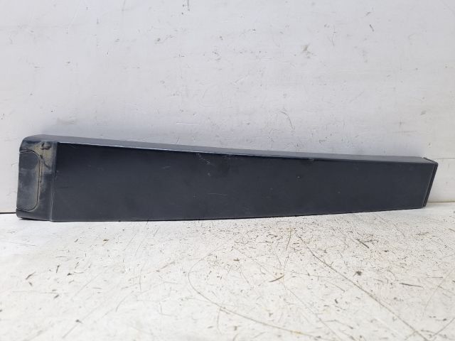 bontott VW TOUAREG Jobb B Oszlop Díszléc