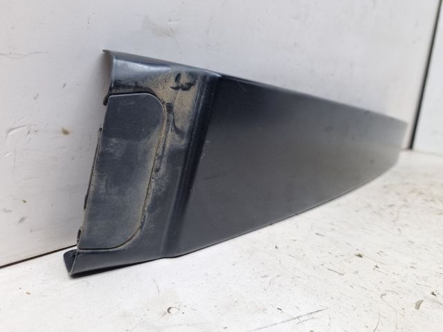 bontott VW TOUAREG Jobb B Oszlop Díszléc