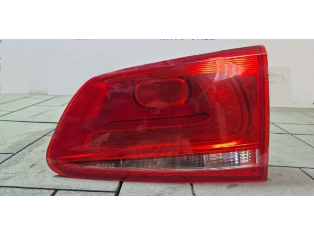 bontott VW TOUAREG Jobb Belső Hátsó Lámpa