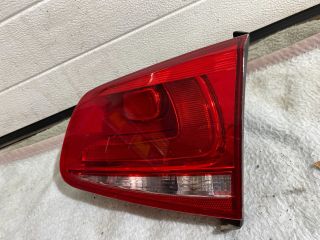 bontott VW TOUAREG Jobb Belső Hátsó Lámpa