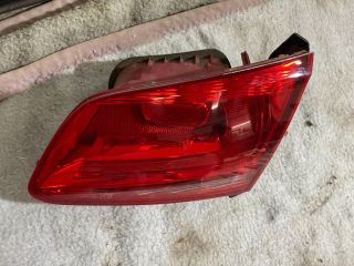 bontott VW TOUAREG Jobb Belső Hátsó Lámpa