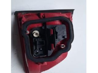 bontott VW TOUAREG Jobb Belső Hátsó Lámpa