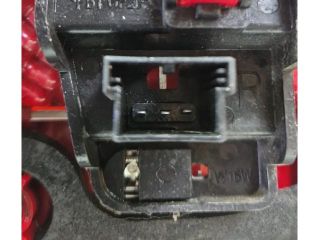 bontott VW TOUAREG Jobb Belső Hátsó Lámpa