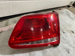 bontott VW TOUAREG Jobb Belső Hátsó Lámpa