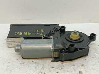 bontott VW TOUAREG Jobb első Ablakemelő Motor