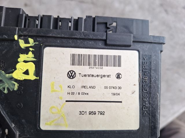bontott VW TOUAREG Jobb első Ablakemelő Motor