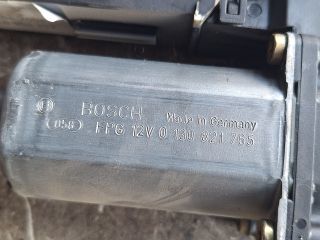 bontott VW TOUAREG Jobb első Ablakemelő Motor