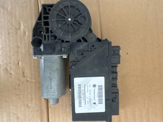 bontott VW TOUAREG Jobb első Ablakemelő Motor