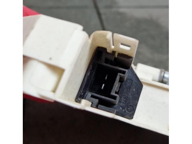 bontott VW TOUAREG Jobb első Ablakemelő Motor